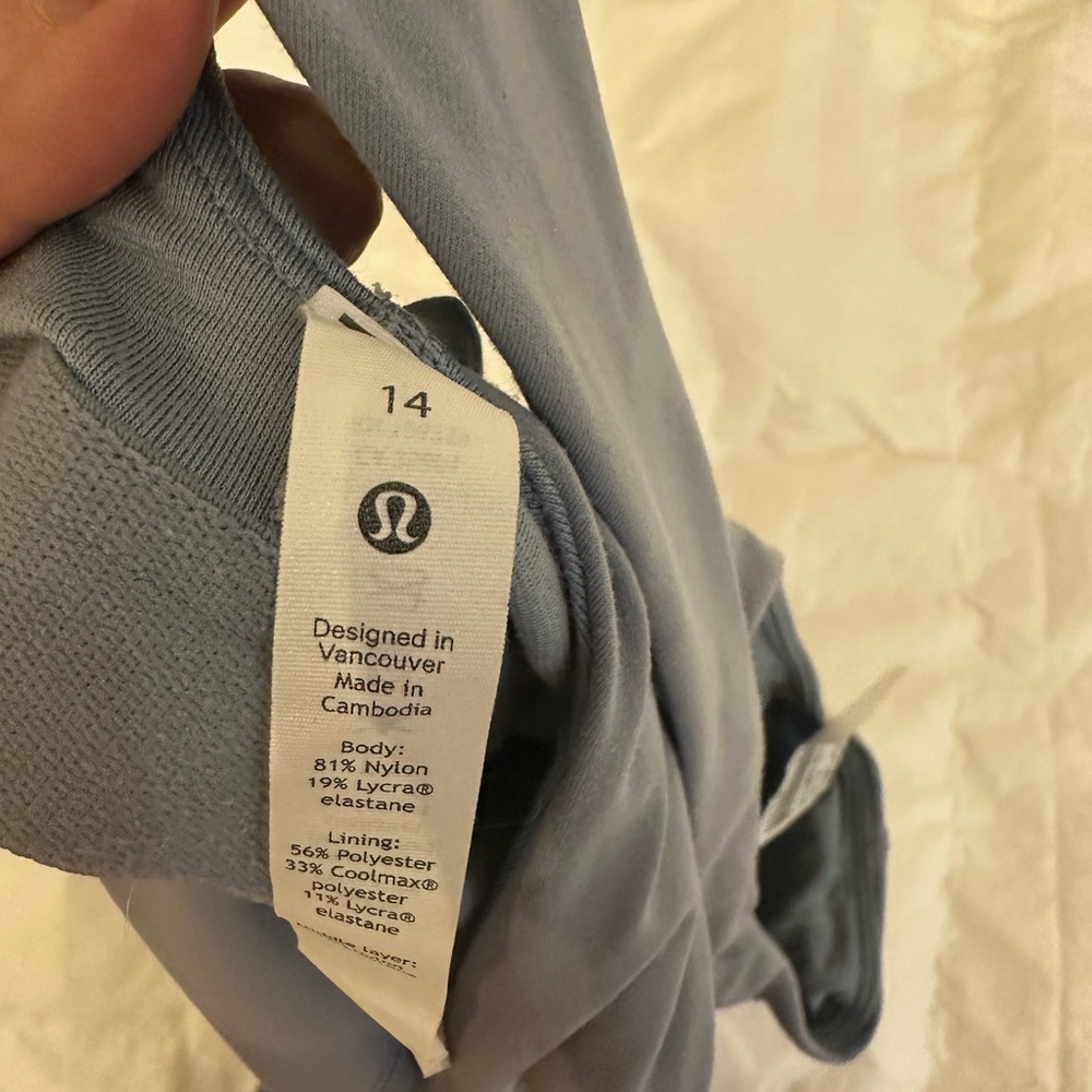 Lululemon tank - Picture 3 of 3